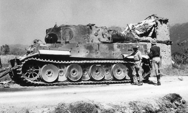 洋書 TIGERS in ITALY 1943-1945 Amazon.com: Fighting Tigers in Italy: First Hand Accounts of Tanks
